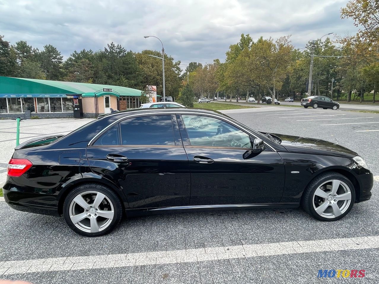 2011' Mercedes-Benz E Класс photo #5