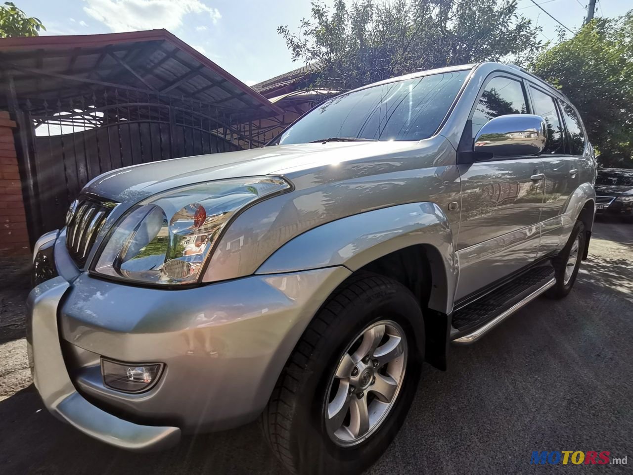 2004' Toyota Land Cruiser Prado photo #1