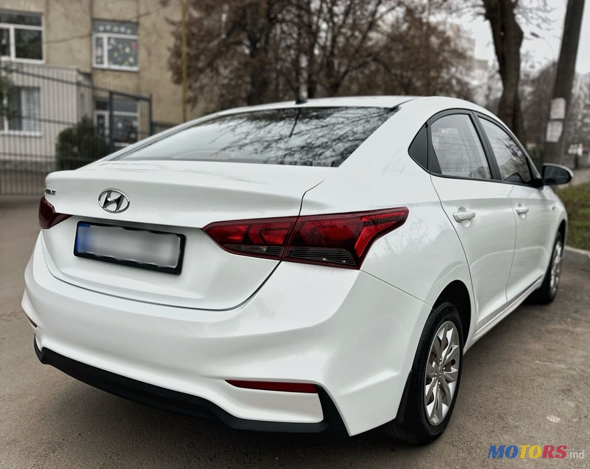 2018' Hyundai Accent photo #3