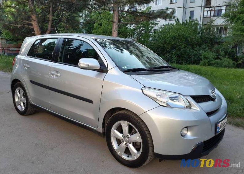 2009' Toyota Urban Cruiser photo #1