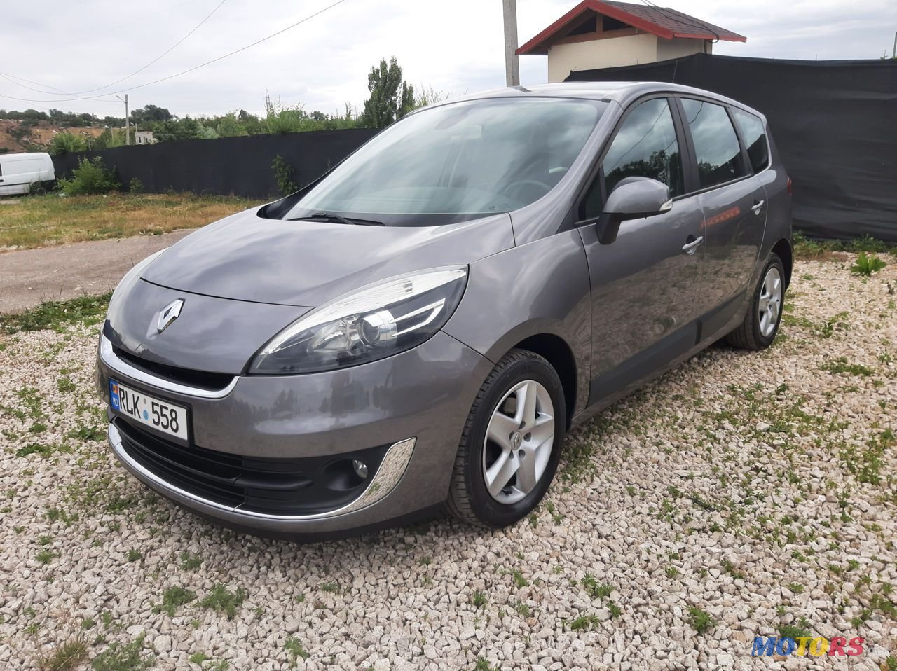 2012' Renault Grand Scenic photo #1