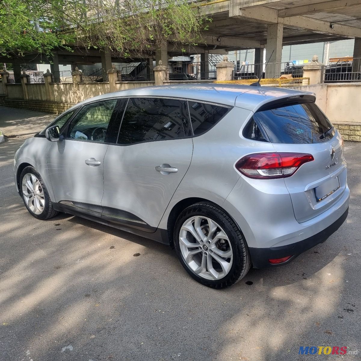2018' Renault Scenic photo #3