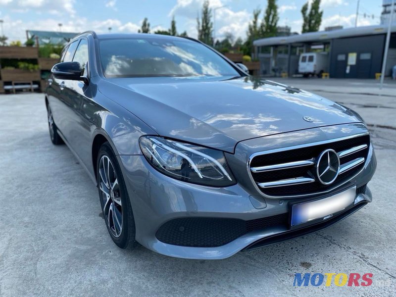 2019' Mercedes-Benz E Класс photo #5