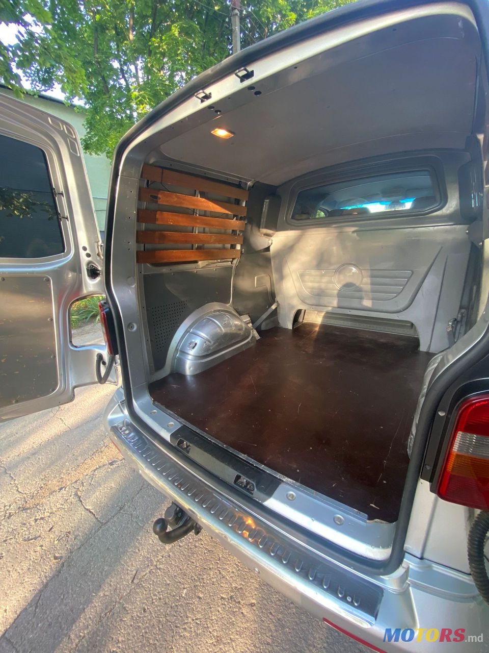 2005' Volkswagen Transporter photo #4