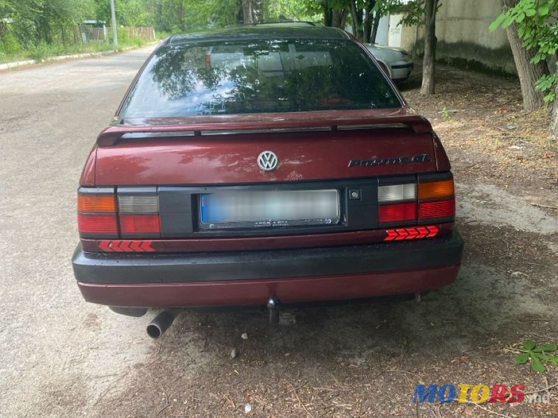 1993' Volkswagen Passat photo #1