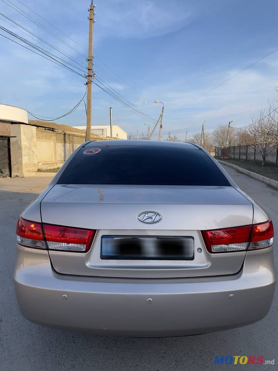 2005' Hyundai Sonata photo #4