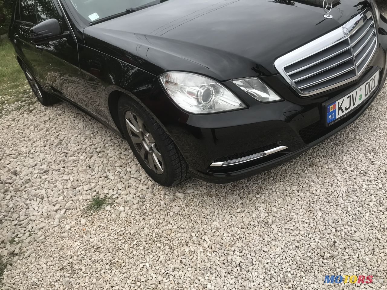 2011' Mercedes-Benz E Класс photo #1