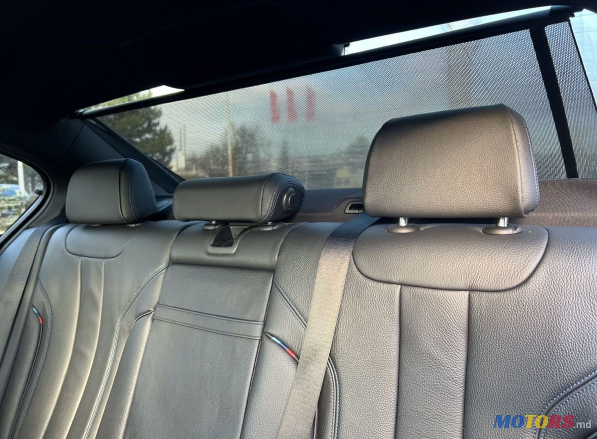 2018' BMW 5 Series photo #6