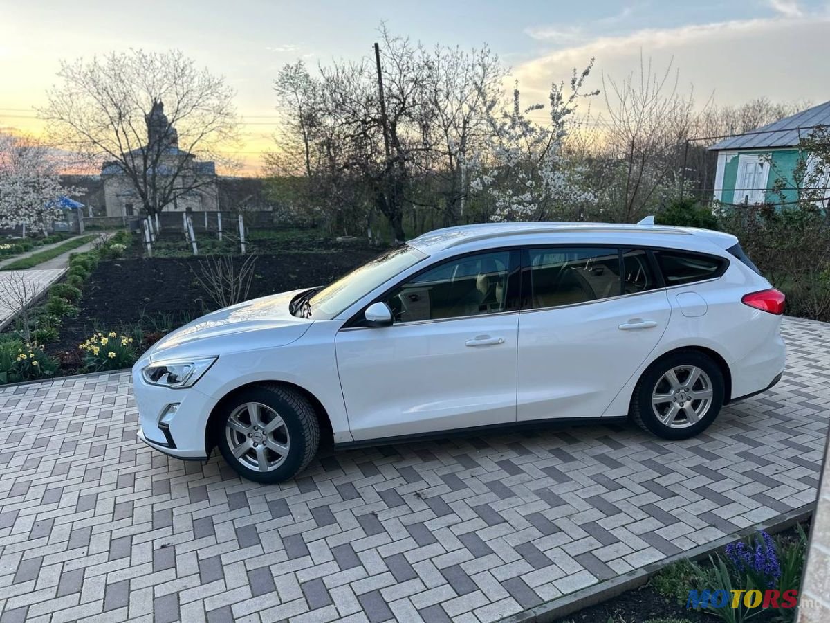 2019' Ford Focus photo #5