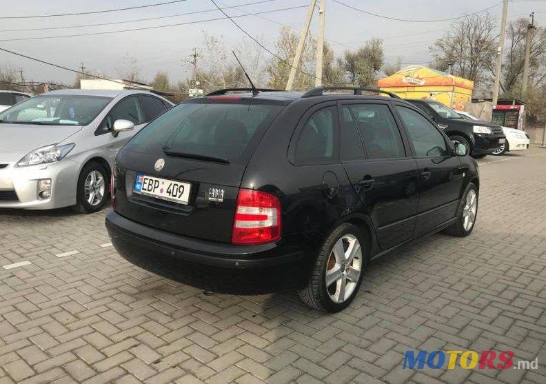 2007' Skoda Fabia photo #2
