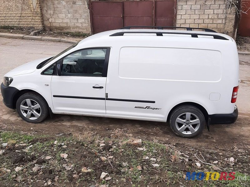 2015' Volkswagen Caddy photo #3