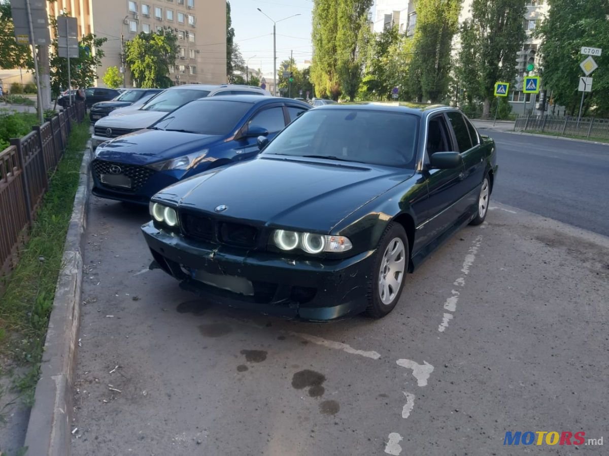 2000' BMW 7 Series photo #3