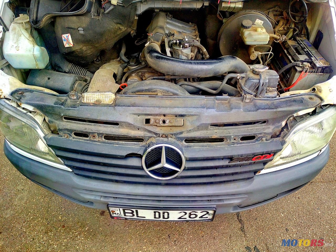 2000' Mercedes-Benz Sprinter 211 photo #5