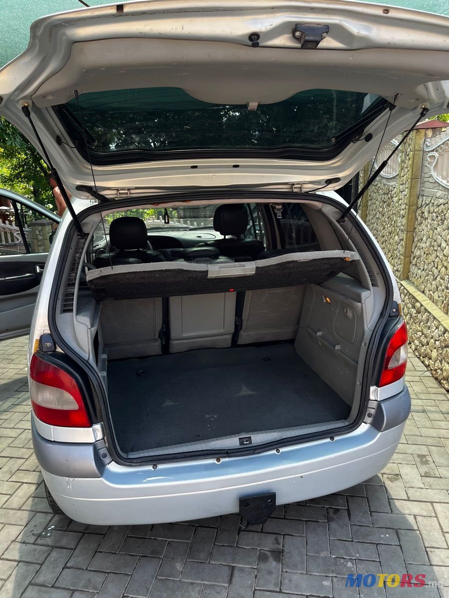 2002' Renault Scenic photo #5