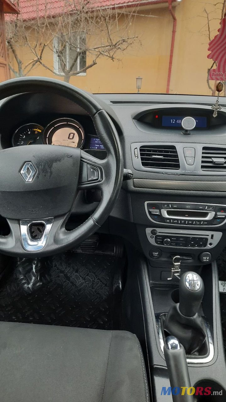 2013' Renault Megane photo #6