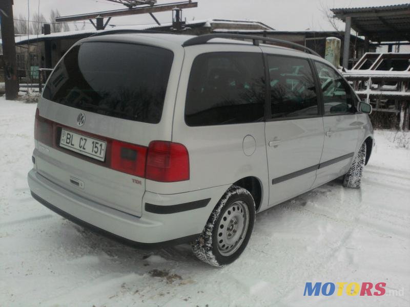 2004' Volkswagen Sharan photo #1