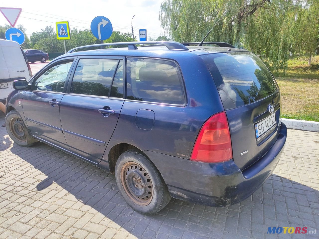 2003' Toyota Corolla photo #3