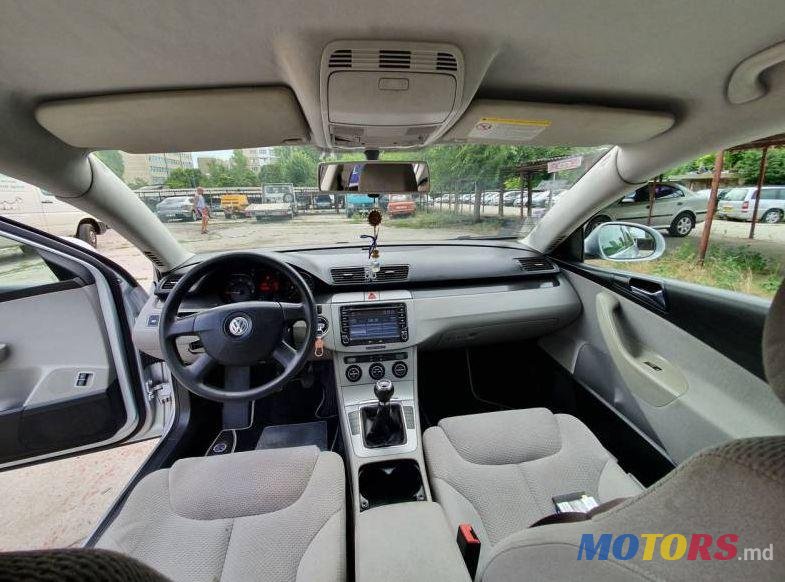 2006' Volkswagen Passat photo #1