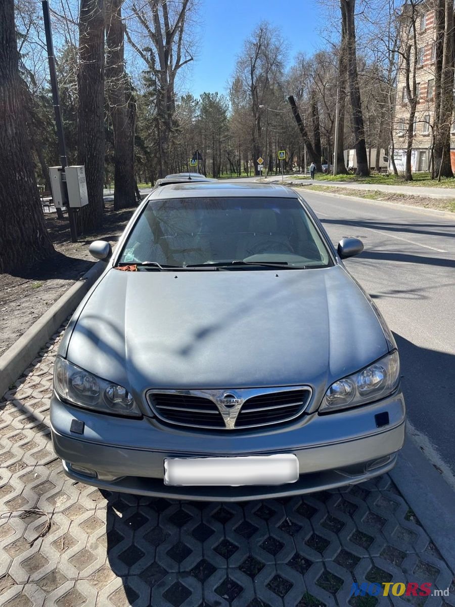 2002' Nissan Maxima photo #4