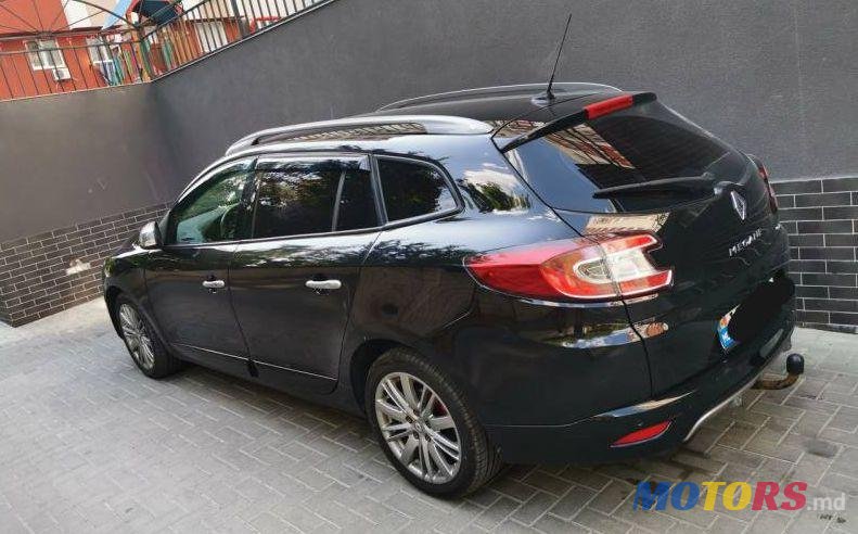 2012' Renault Megane photo #3