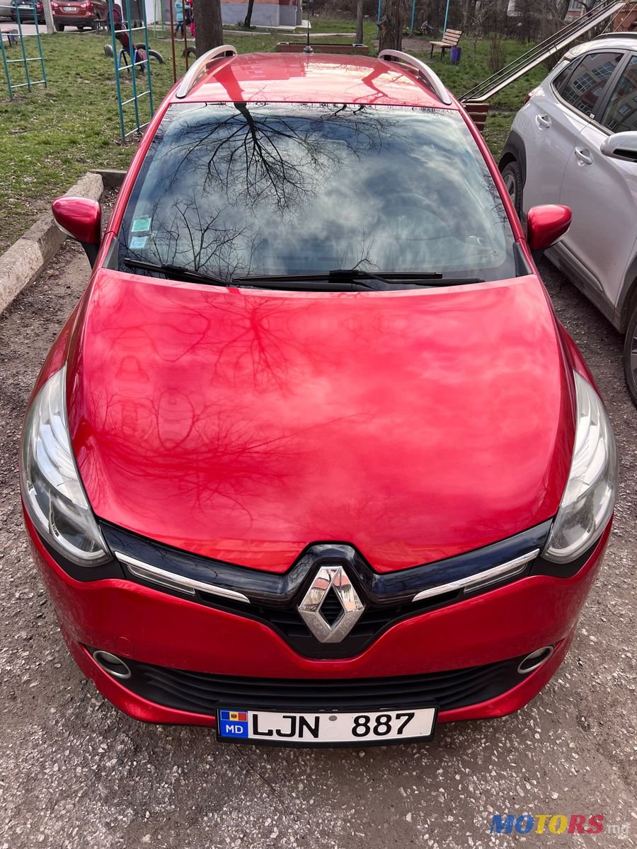 2013' Renault Clio photo #2