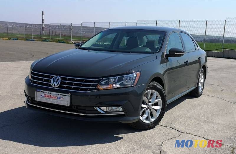 2018' Volkswagen Passat photo #3