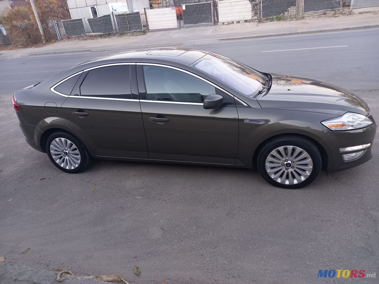 2011' Ford Mondeo photo #6