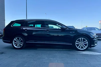 2015' Volkswagen Passat