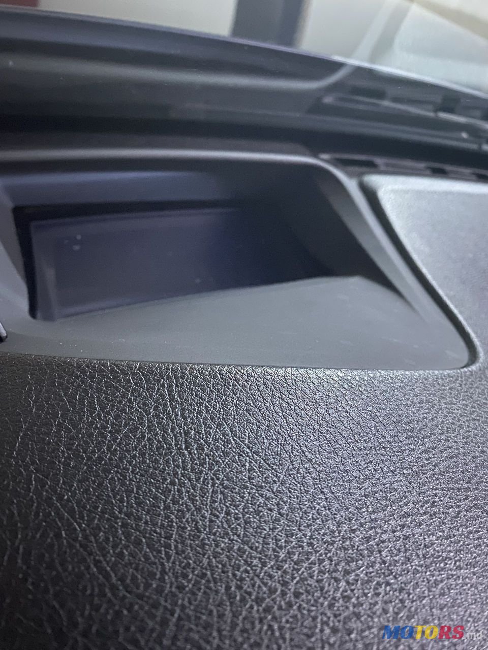 2017' BMW 3 Series Gran Turismo photo #3