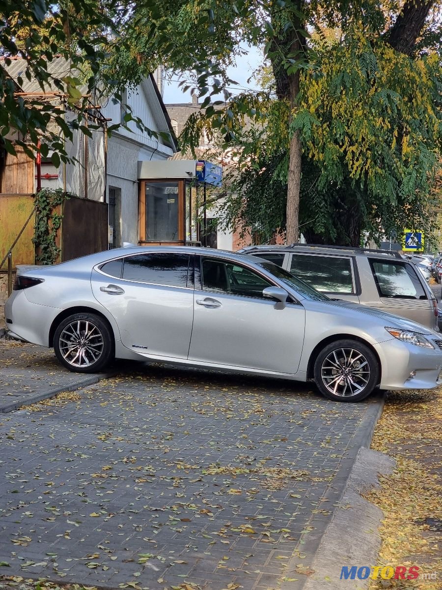 2015' Lexus Es Series photo #3