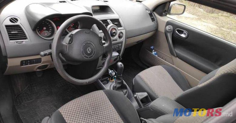 2002' Renault Megane photo #3