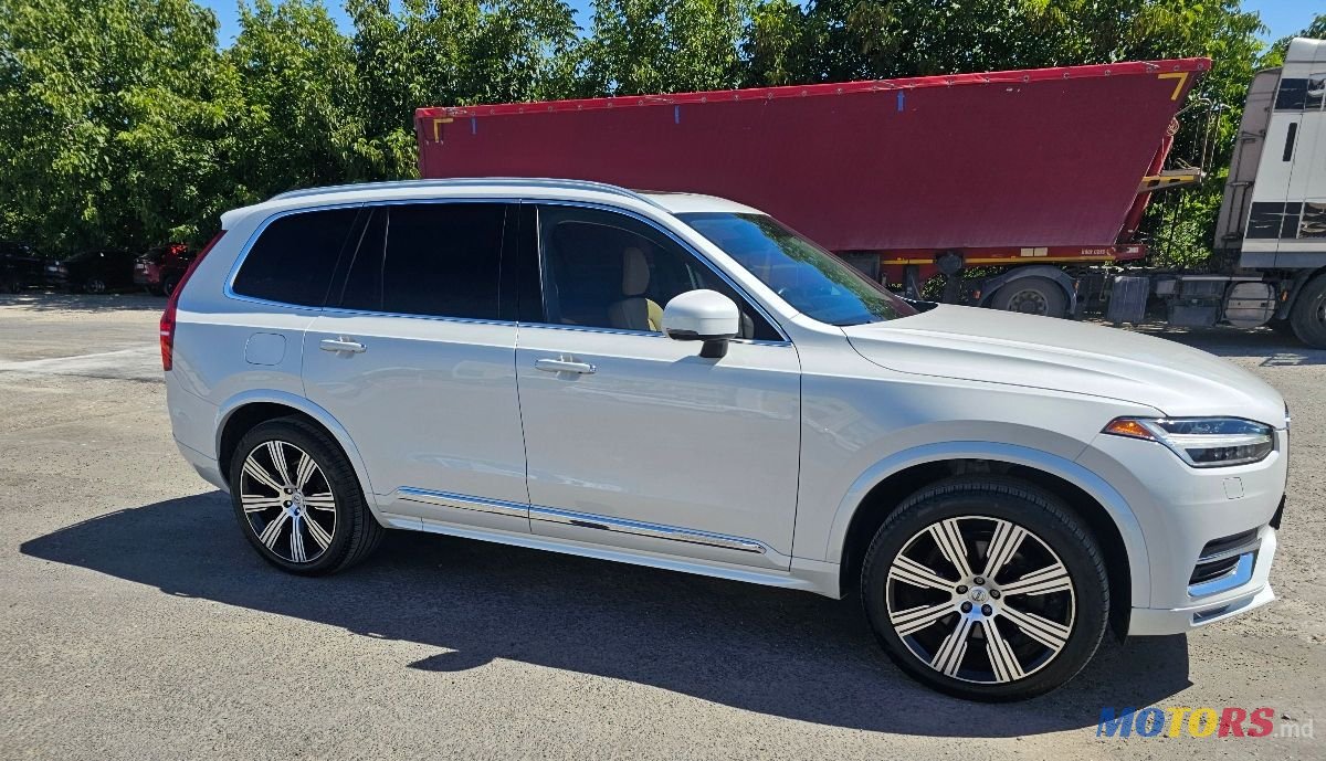 2020' Volvo XC90 photo #4