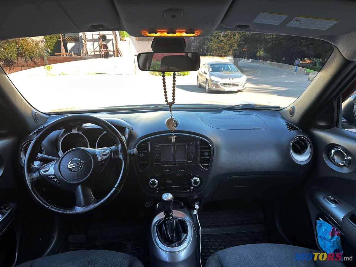 2012' Nissan Juke photo #6