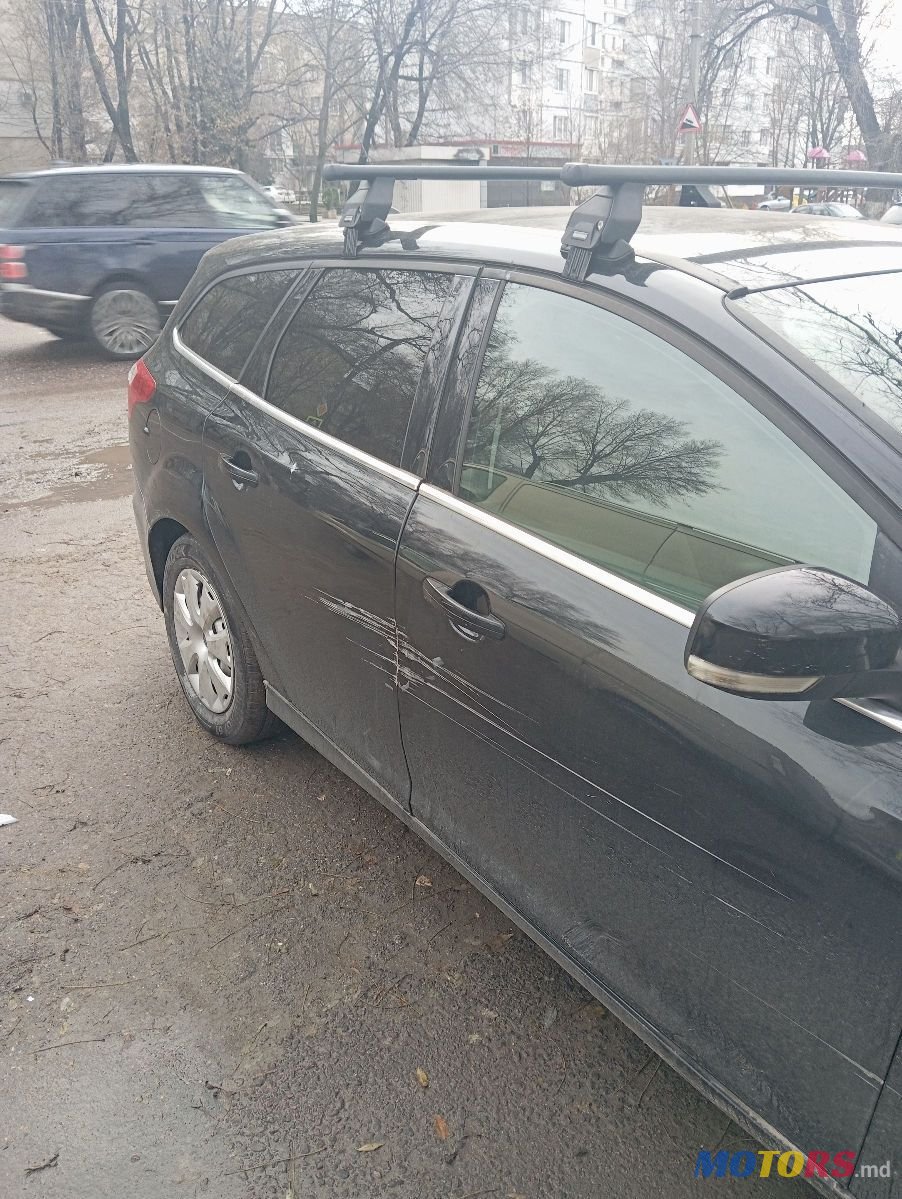 2012' Ford Focus photo #6