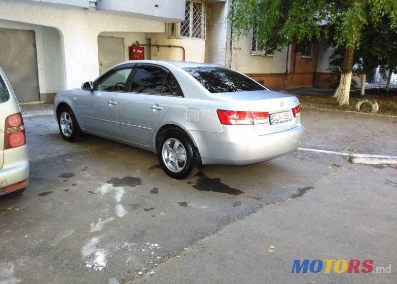 2008' Hyundai Sonata photo #2