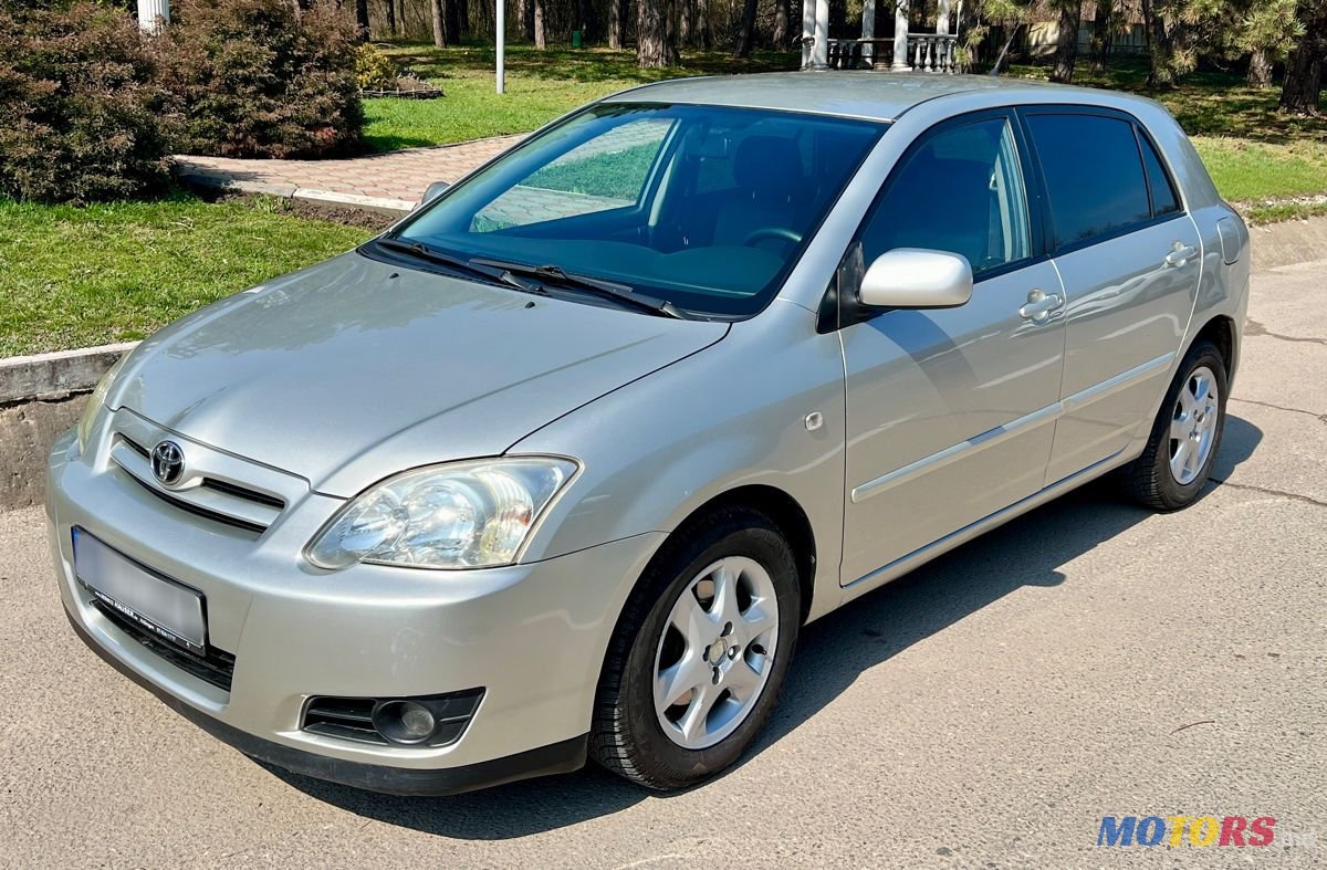 2006' Toyota Corolla photo #1