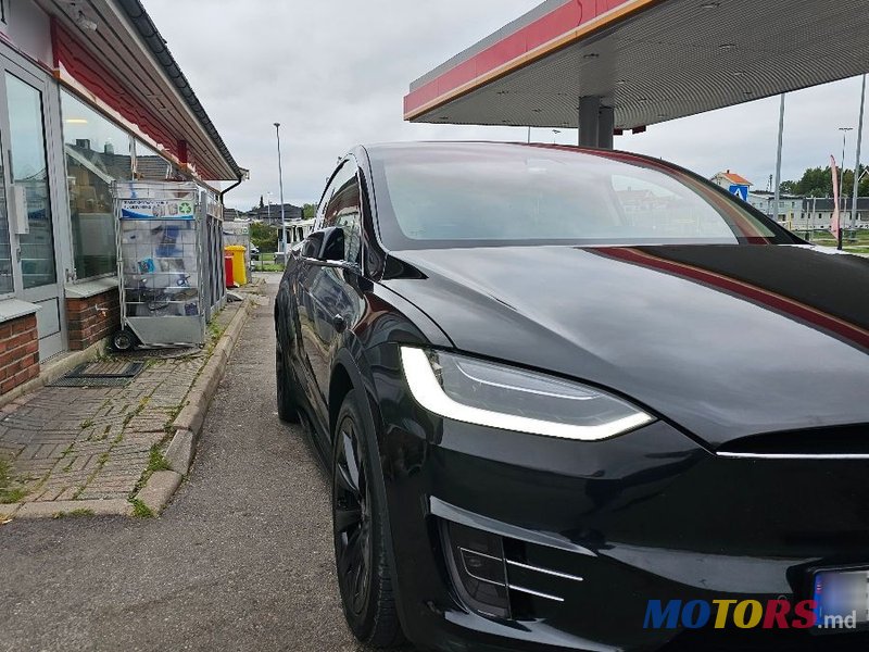 2018' Tesla Model X photo #6