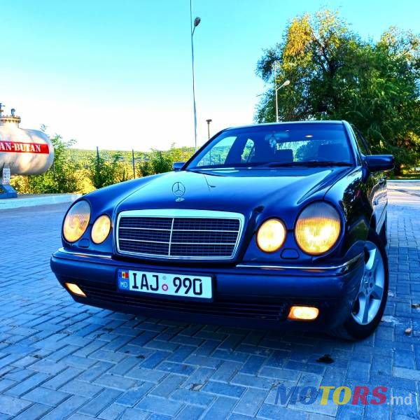 1997' Mercedes-Benz E photo #2