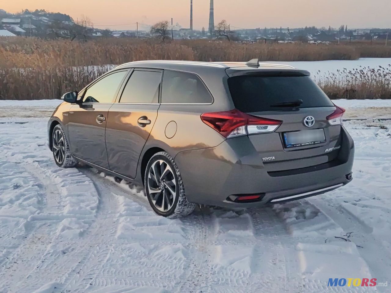 2016' Toyota Auris photo #5