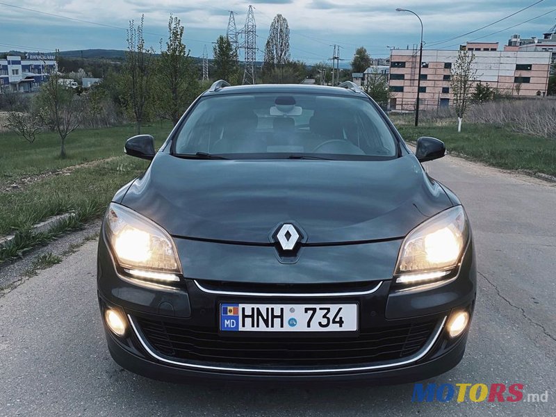 2013' Renault Megane photo #3