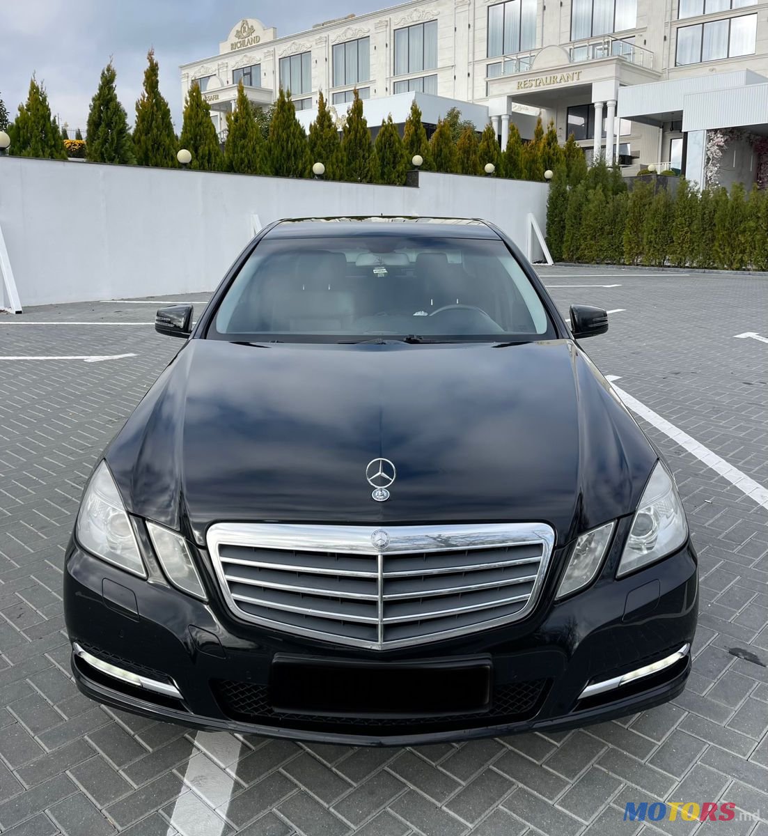 2013' Mercedes-Benz E Класс photo #3