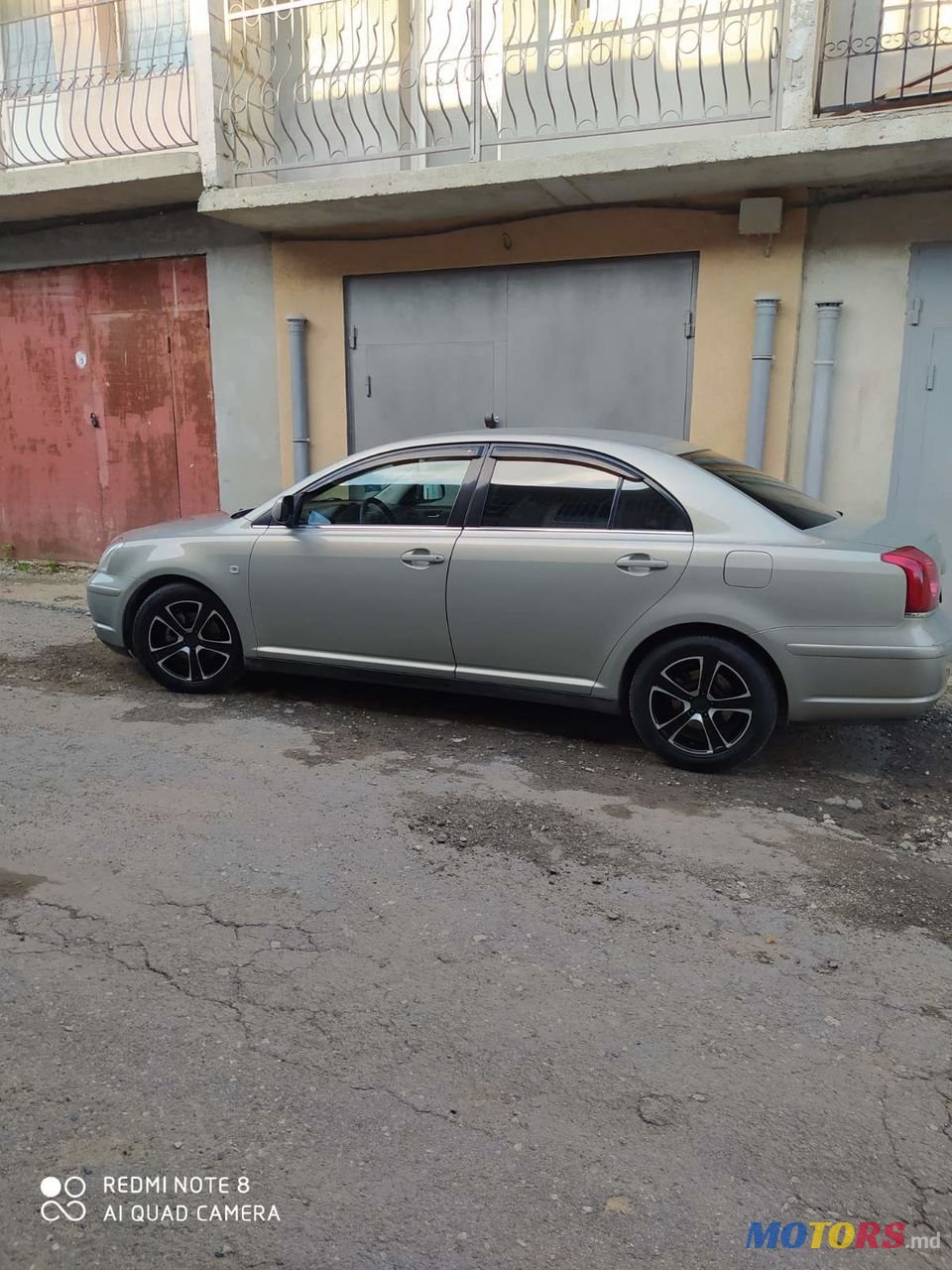 2005' Toyota Avensis photo #1