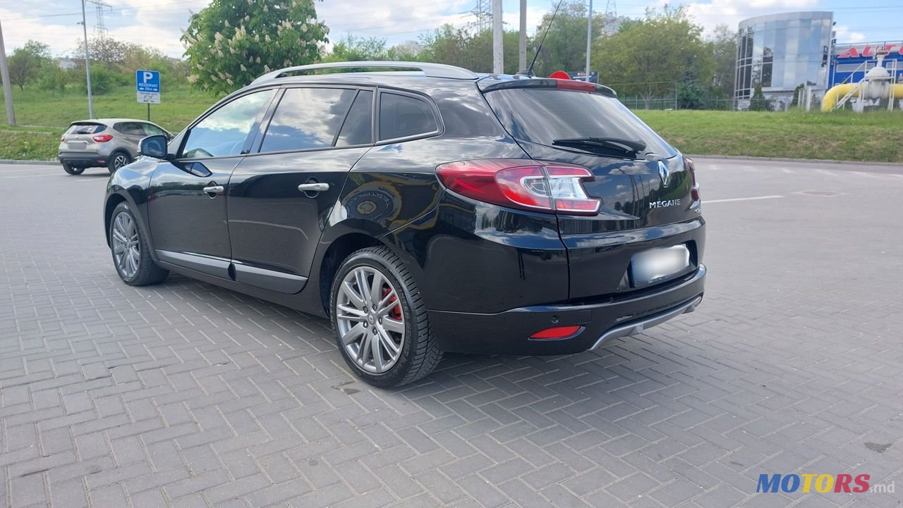 2012' Renault Megane photo #4