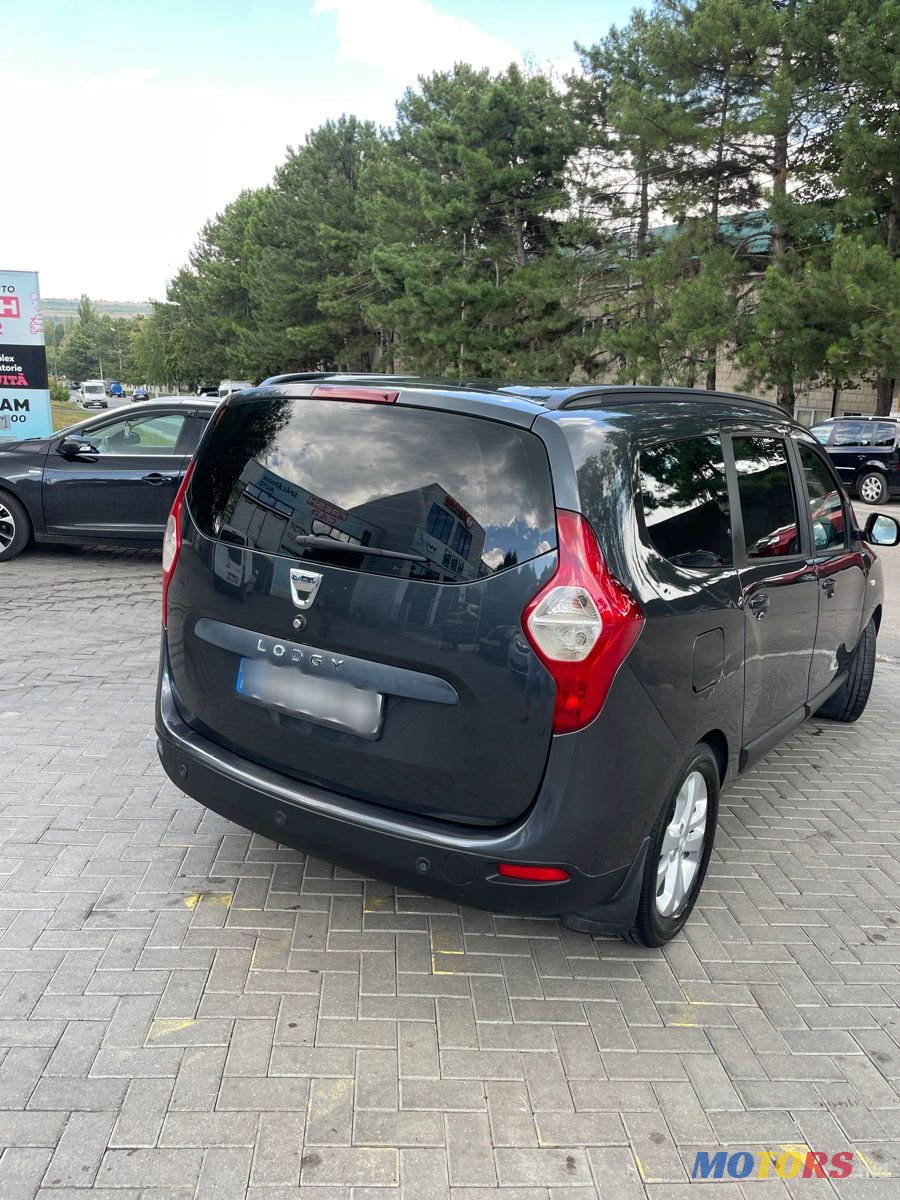 2012' Dacia Lodgy photo #5