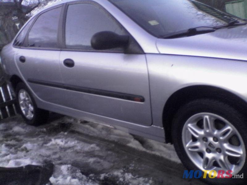1994' Renault Laguna photo #2