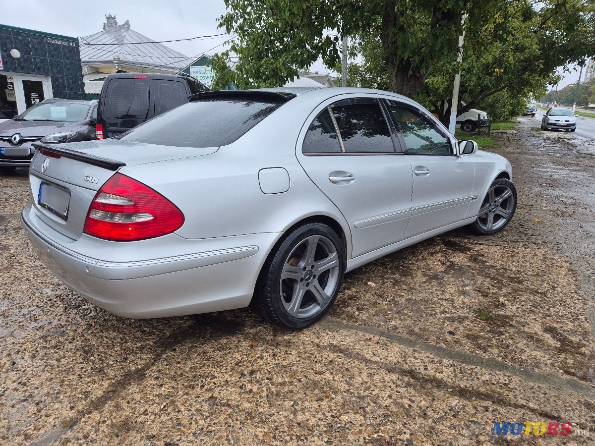 2004' Mercedes-Benz E-Class photo #5