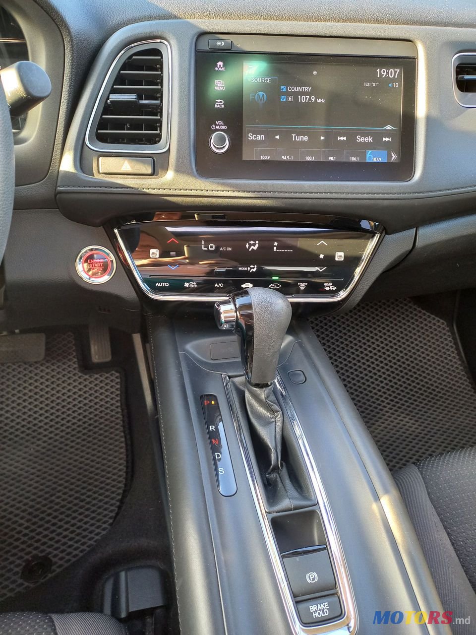 2019' Honda HR-V photo #6