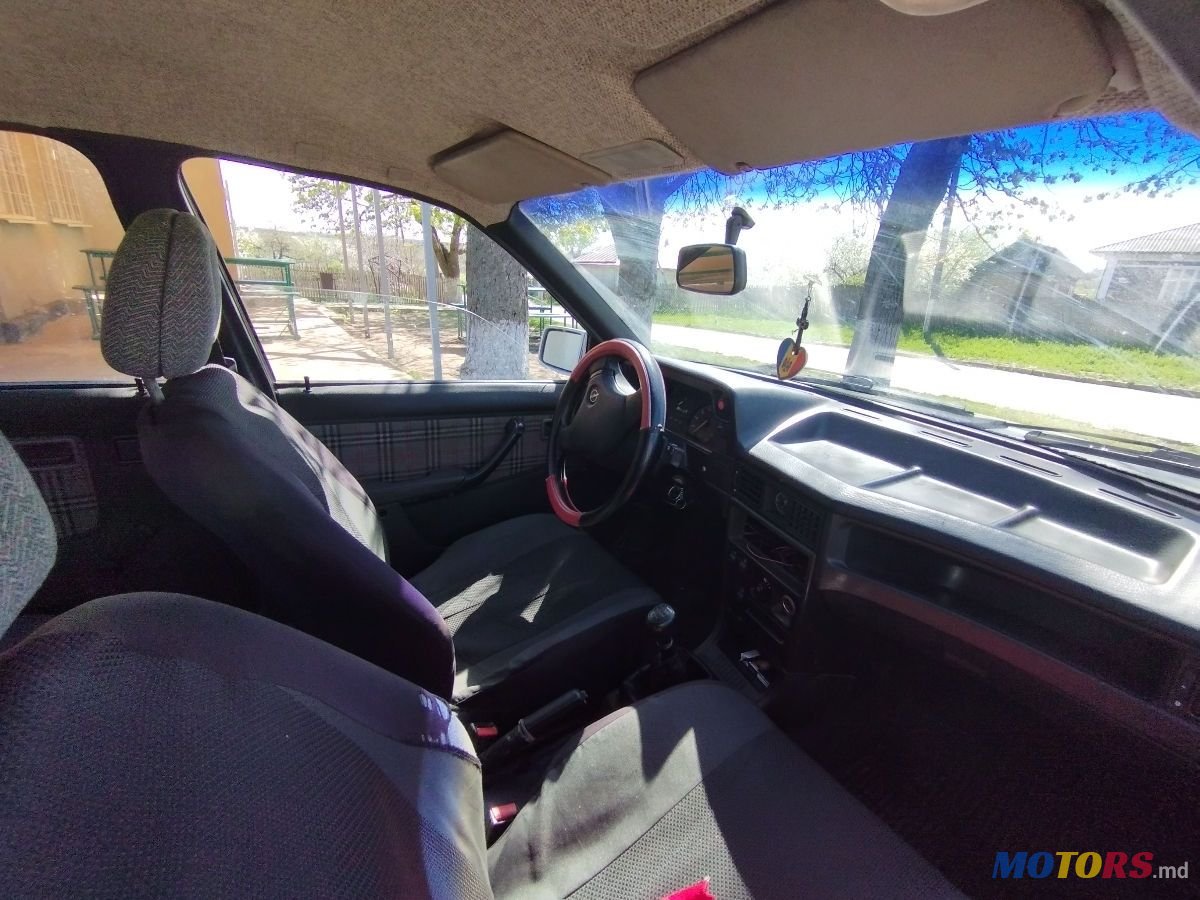 1988' Opel Kadett photo #4