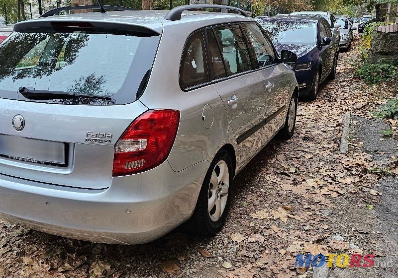 2009' Skoda Fabia photo #4