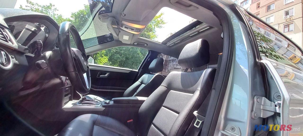 2012' Mercedes-Benz E Класс photo #6